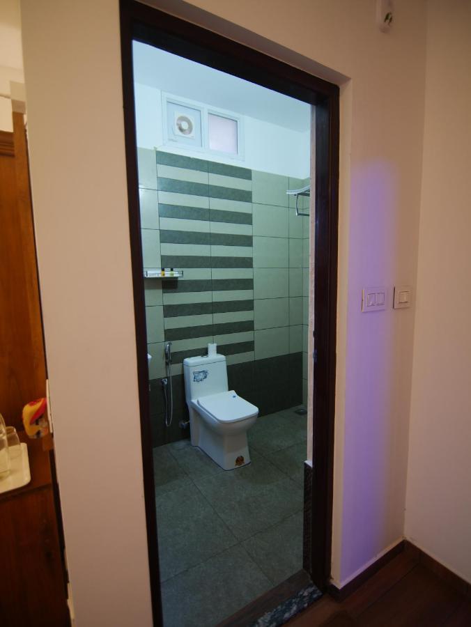 Creek Way Munnar Hotel Anachal Buitenkant foto